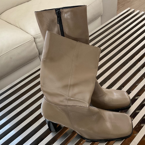 SPANISH LEATHER BOOT - Picture 1 of 4